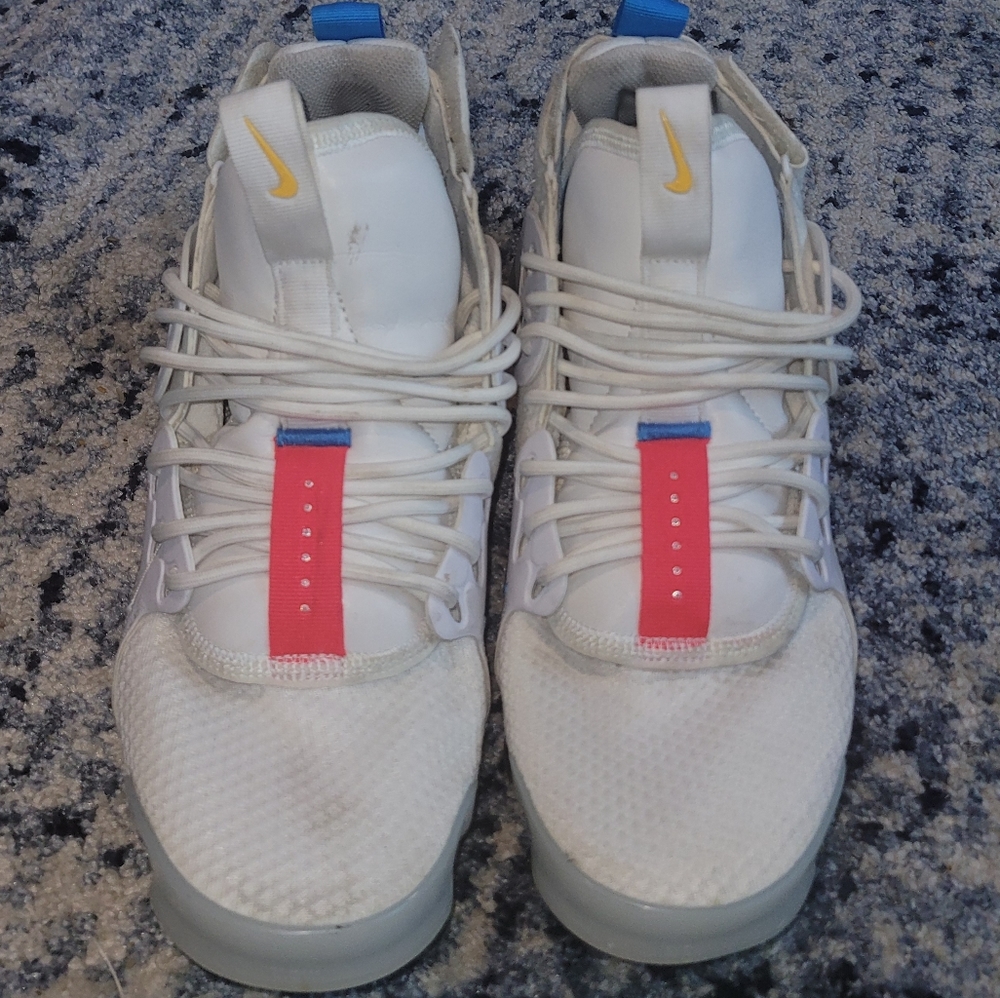 Nike Air VaporMax D/MS/X in White